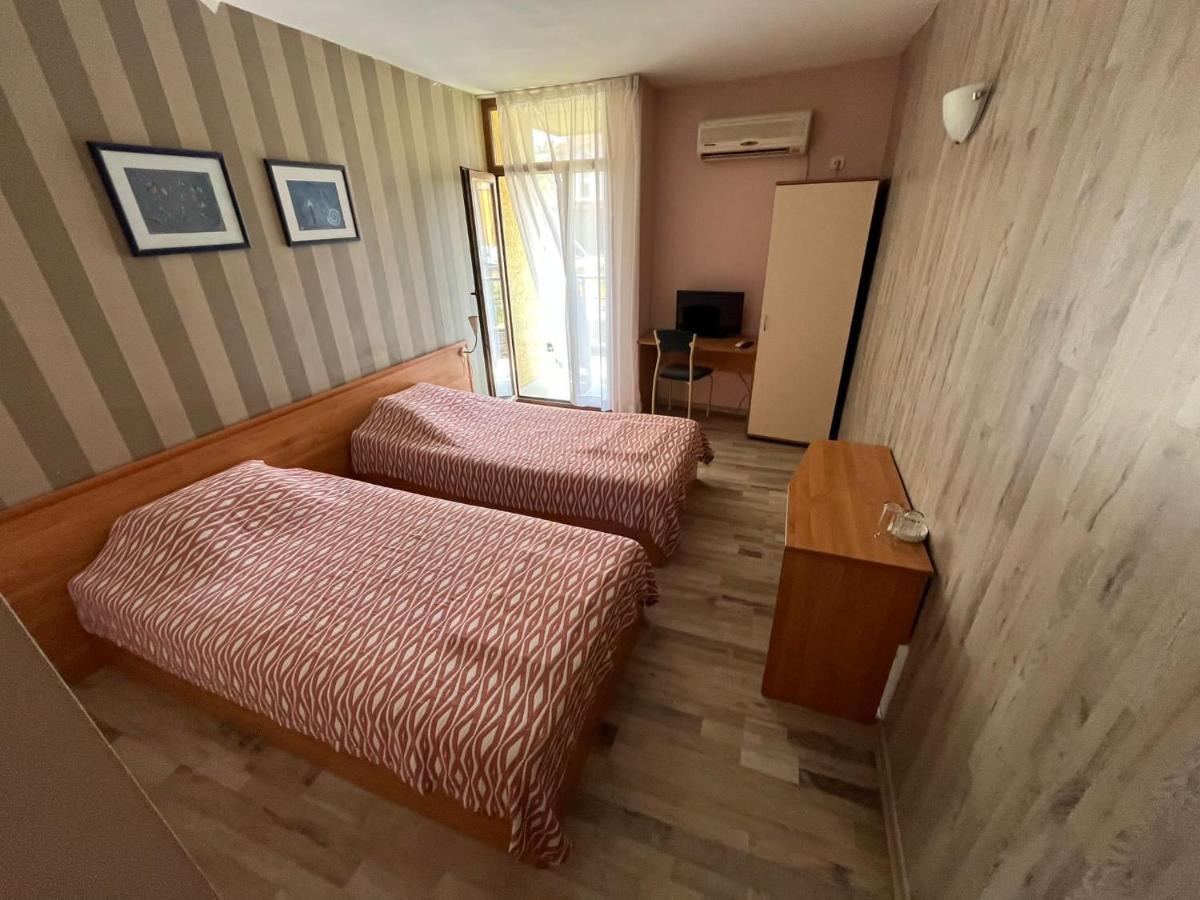 Hotel Kredo Sliven Екстер'єр фото