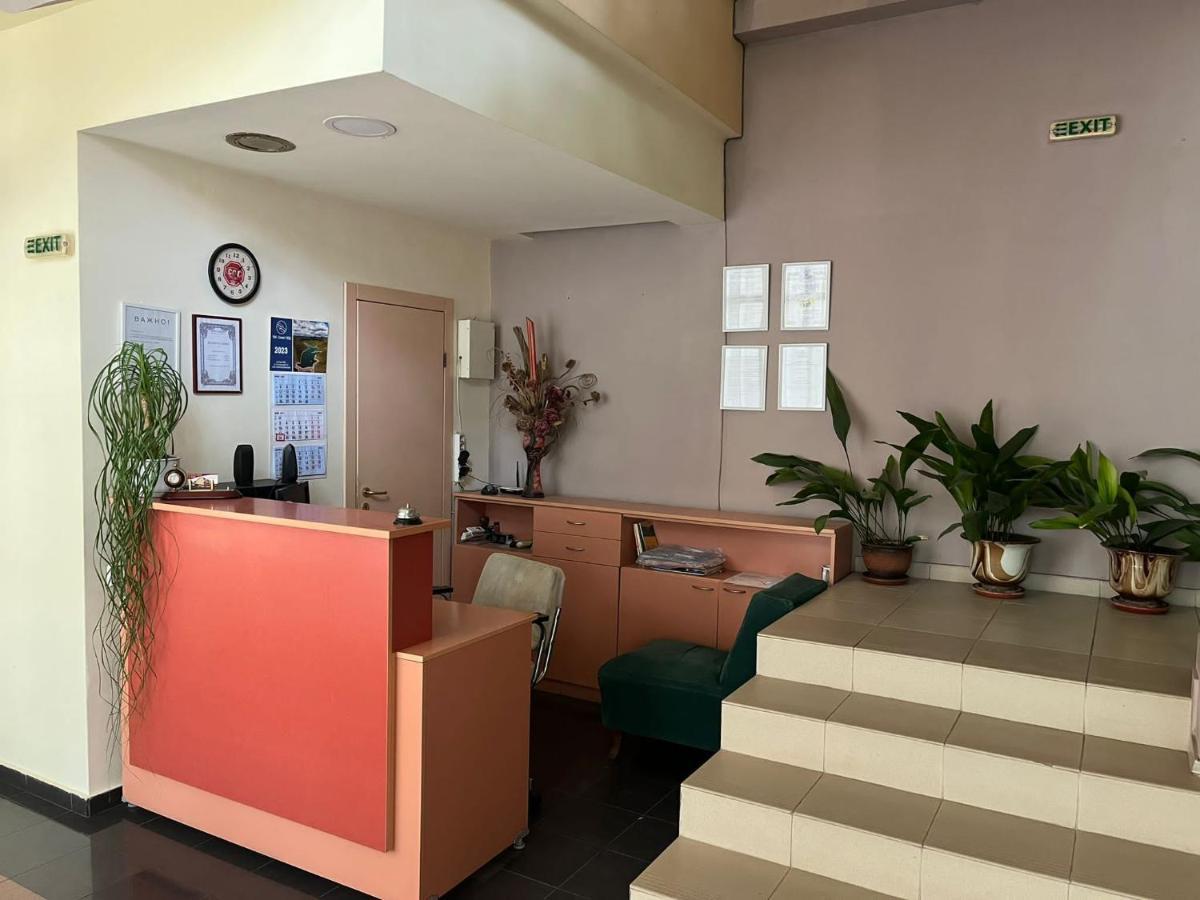 Hotel Kredo Sliven Екстер'єр фото
