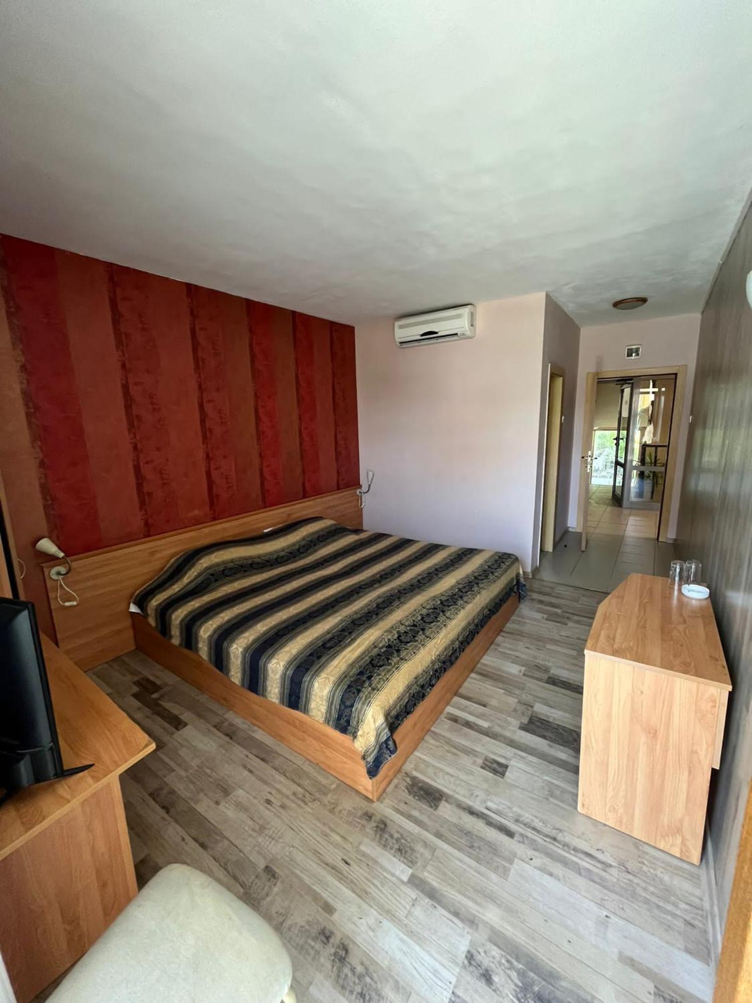 Hotel Kredo Sliven Екстер'єр фото