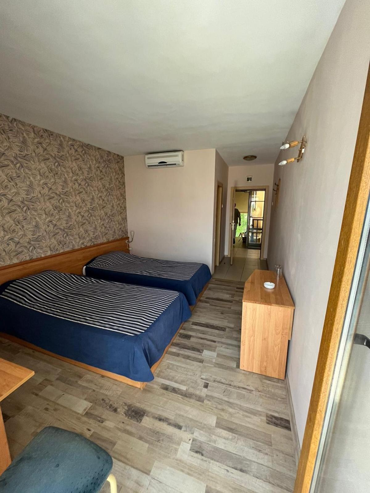 Hotel Kredo Sliven Екстер'єр фото